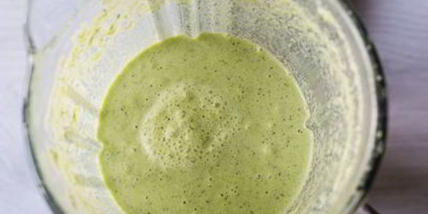 холодный суп из огурца и цуккини