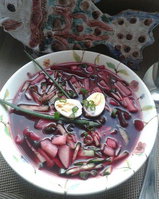 Холодный суп на свекольном квасе