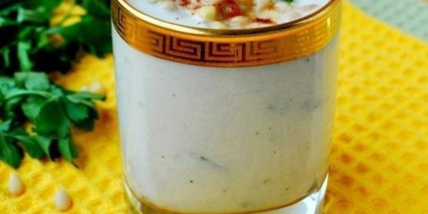 холодный суп-пюре из кольраби с яблоками