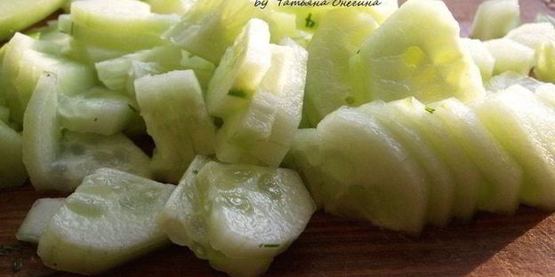 окрошка на кефире — легкий холодный суп