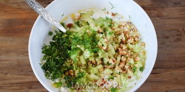 суп таратор с йогуртом