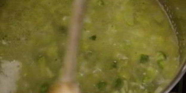 крем-суп из брокколи с сыром