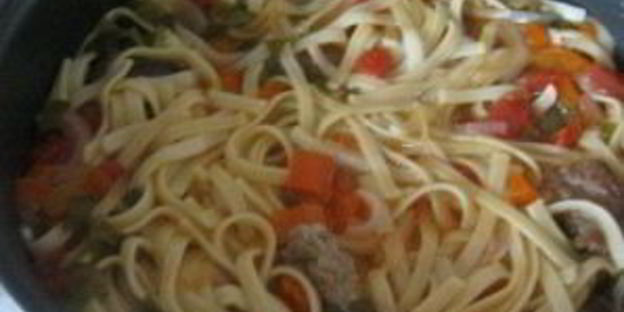 лагман из говядины в мультиварке