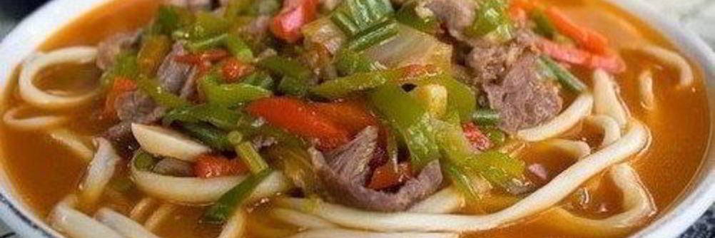 Сытный узбекский лагман