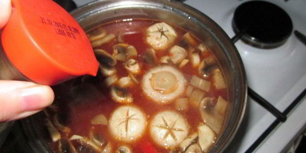 мисо суп с курицей и лапшой удон