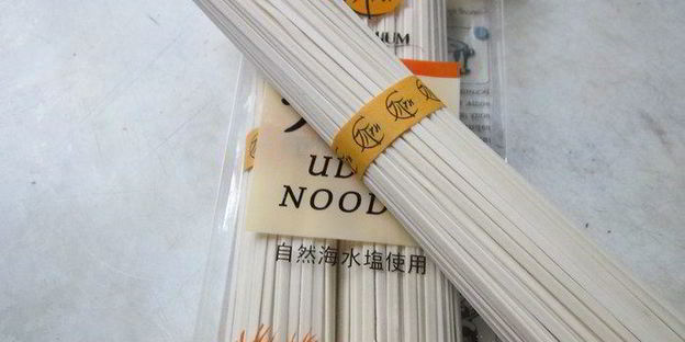 мисо суп с курицей и лапшой удон