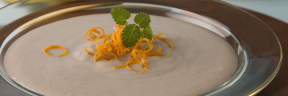 Суп молочный с бананами