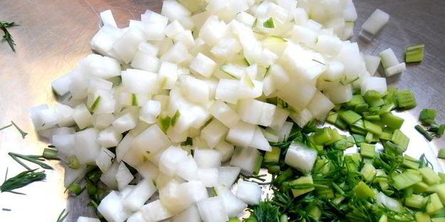 деревенская окрошка на березовом соке