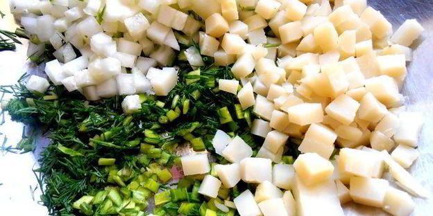 деревенская окрошка на березовом соке