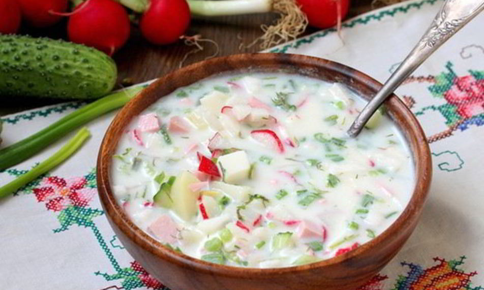 Рецепт классической окрошки с зеленым луком