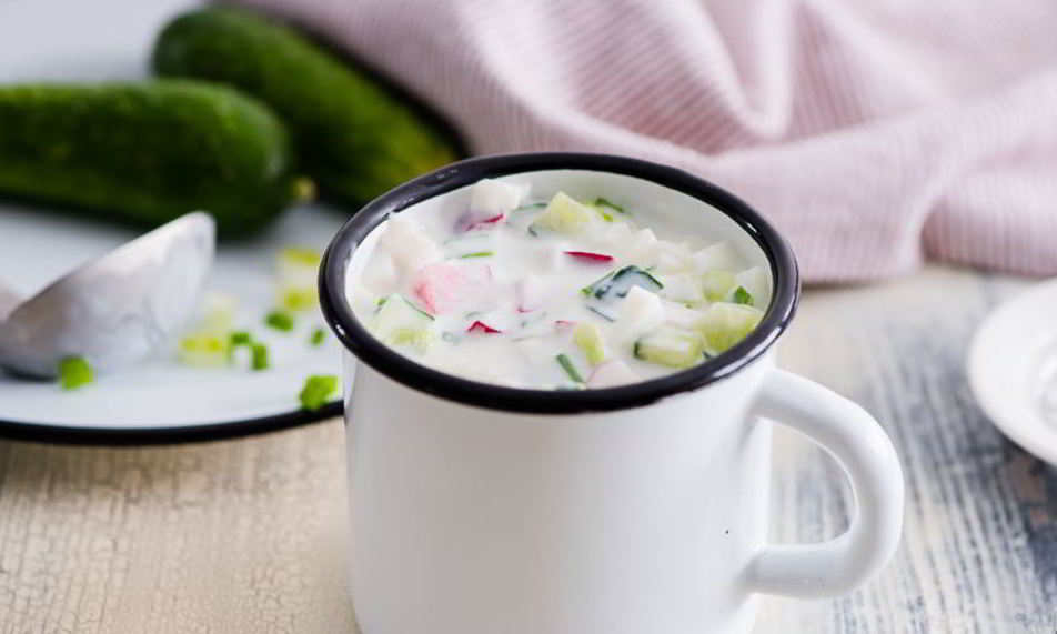 Рецепт легкой окрошки с редиской, на кефире