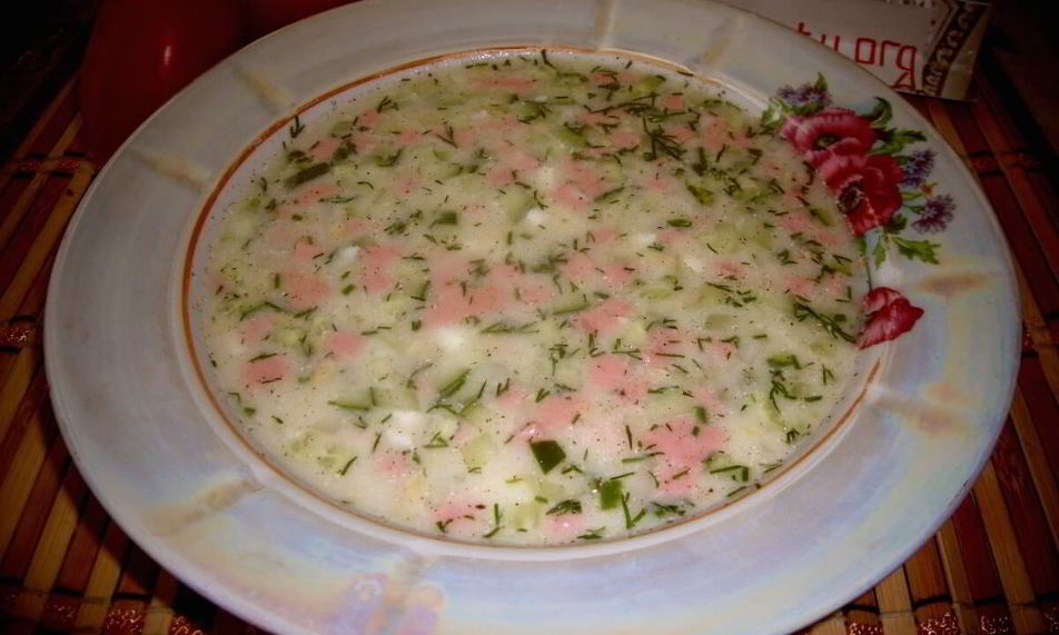 Рецепт окрошки классической с колбасой
