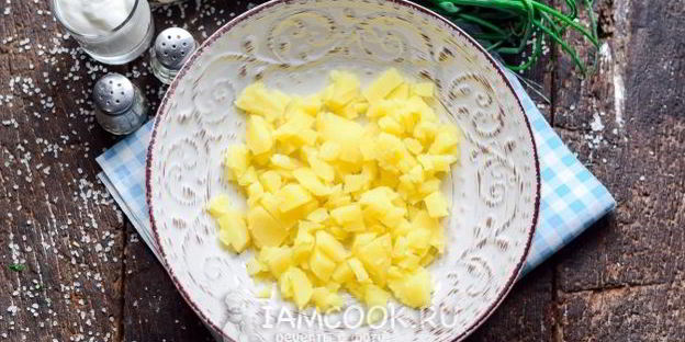 окрошка с колбасой на воде