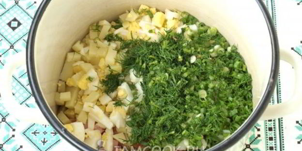 окрошка с помидорами на сыворотке