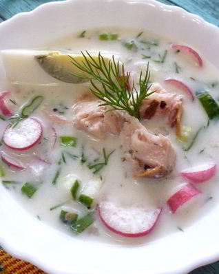 Овощная окрошка с тунцом