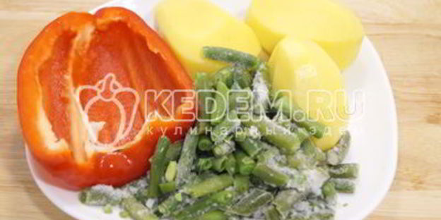 куриный суп с овощами и фасолью