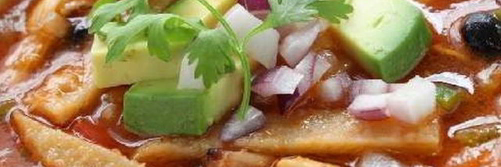 Легкий куриный суп с овощами