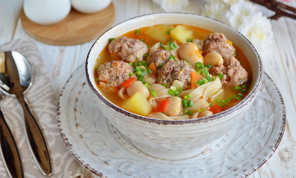 Рецепт наваристого супа с фрикадельками и овощами