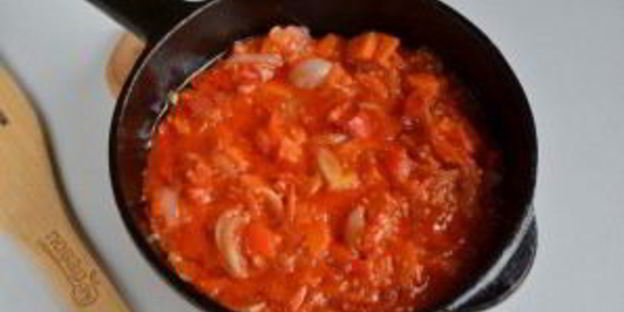 наваристый суп с фрикадельками и овощами