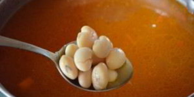 наваристый суп с фрикадельками и овощами