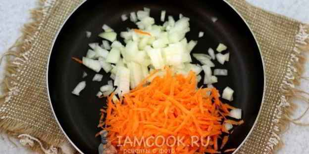 овощной суп с консервированным зеленым горошком