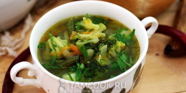 овощной суп с консервированным зеленым горошком