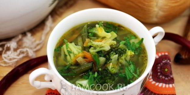 овощной суп с консервированным зеленым горошком