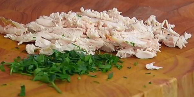 овощной суп с курицей и яичной лапшой