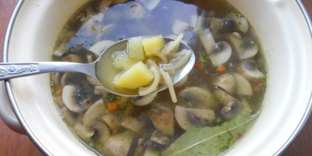 овощной суп с шампиньонами и вермишелью