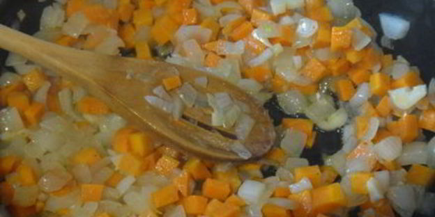 суп минестроне со звёздочками