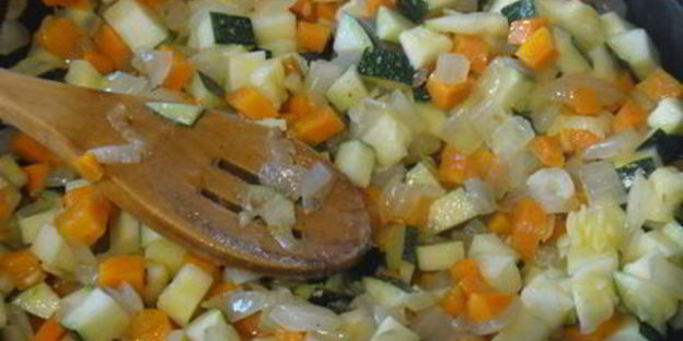 суп минестроне со звёздочками