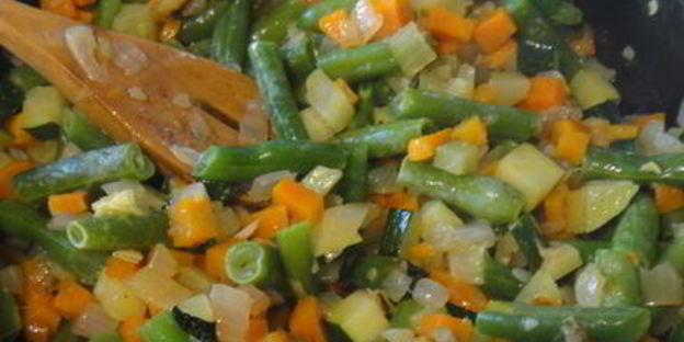 суп минестроне со звёздочками