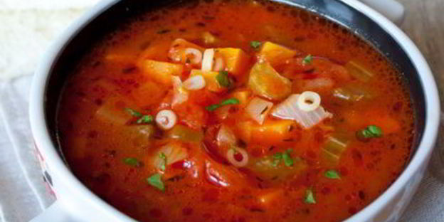томатный овощной суп