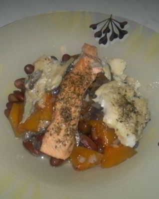 Фасолевая похлебка с рыбным миксом и овощами