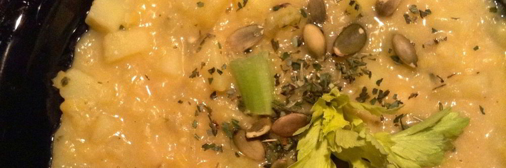 Гороховая похлебка с карри и сельдереем