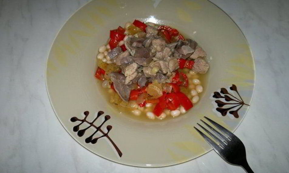 Рецепт имбирной фасолевой похлебки с мясом птицы и овощами