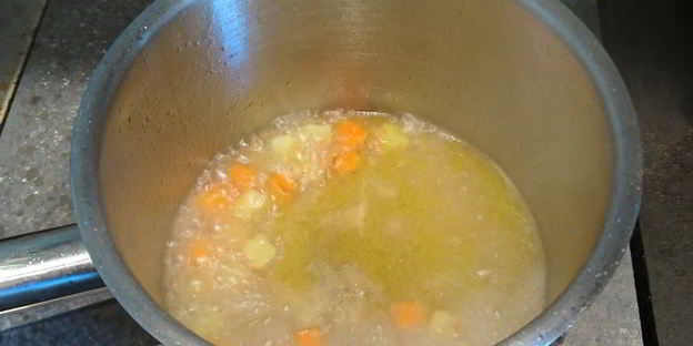 похлебка с чечевицей и черносливом