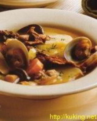Похлебка с моллюсками, грибами, картофелем