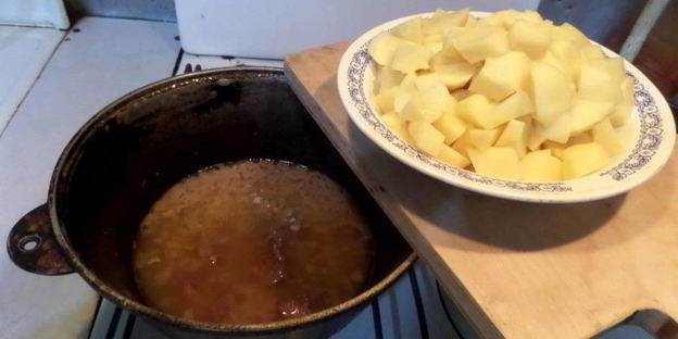 простая картофельная похлебка