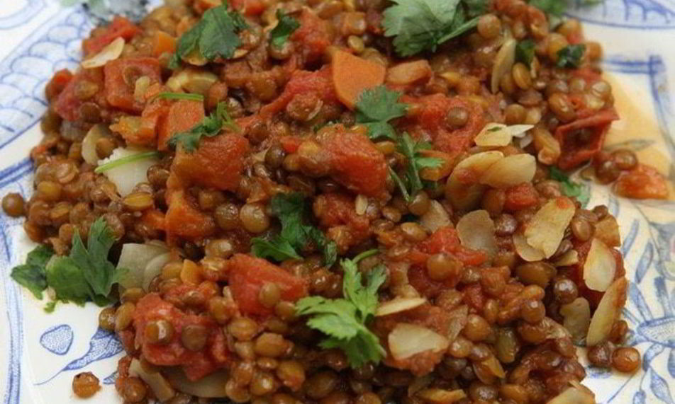 Рецепт пряной чечевичной похлебки с миндалем