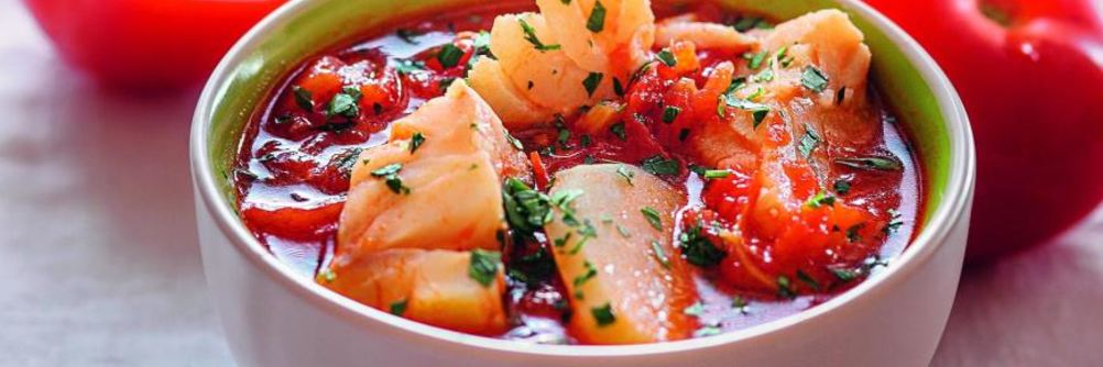 Томатная похлебка с рыбой и картофелем