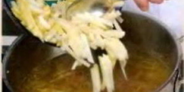 рассольник из куриных потрошков