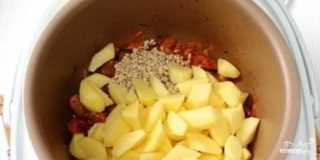 рассольник со свининой в мультиварке