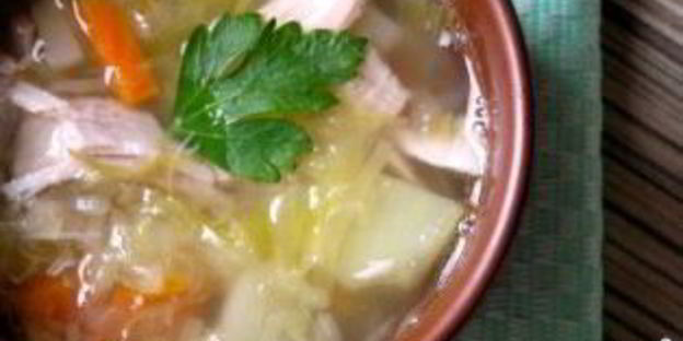 кислые щи из квашеной капусты со свининой