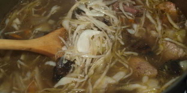 кислые щи с сухими грибами