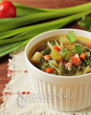 Постные зеленые щи с крапивой и китайским чесноком