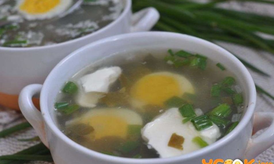 Рецепт щавелевых щей с яйцом на курином бульоне