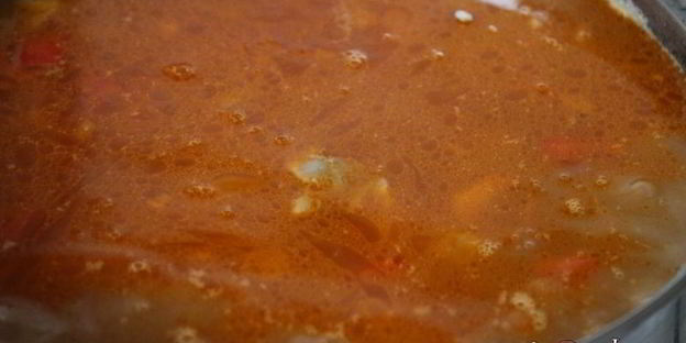 щи из квашенной капусты с болгарским перцем