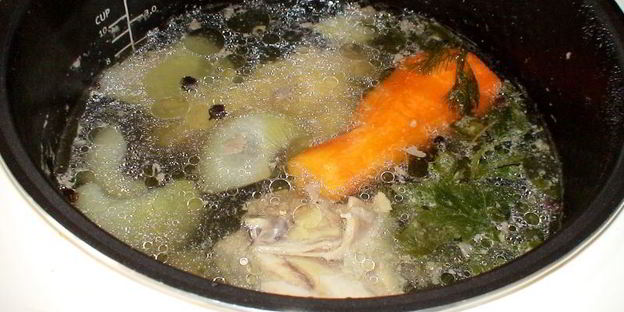 щи из квашеной капусты в мультиварке