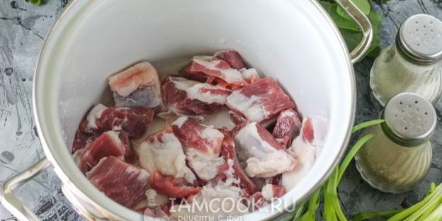 щи из щавеля на мясном бульоне